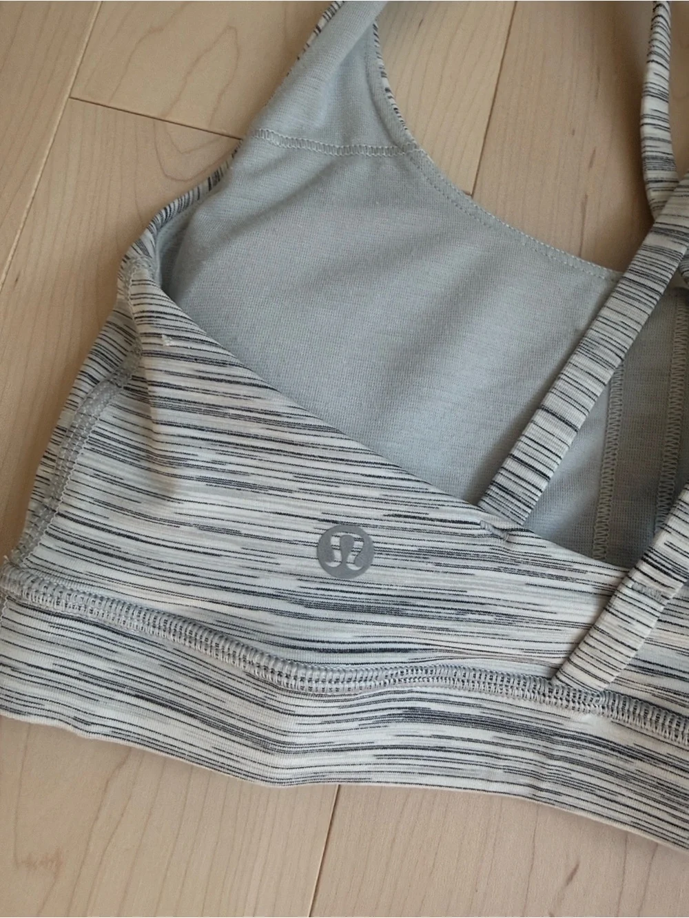 Lululemon Energy Space Dye Gray White Silver Spoon Strappy Sports Bra 6